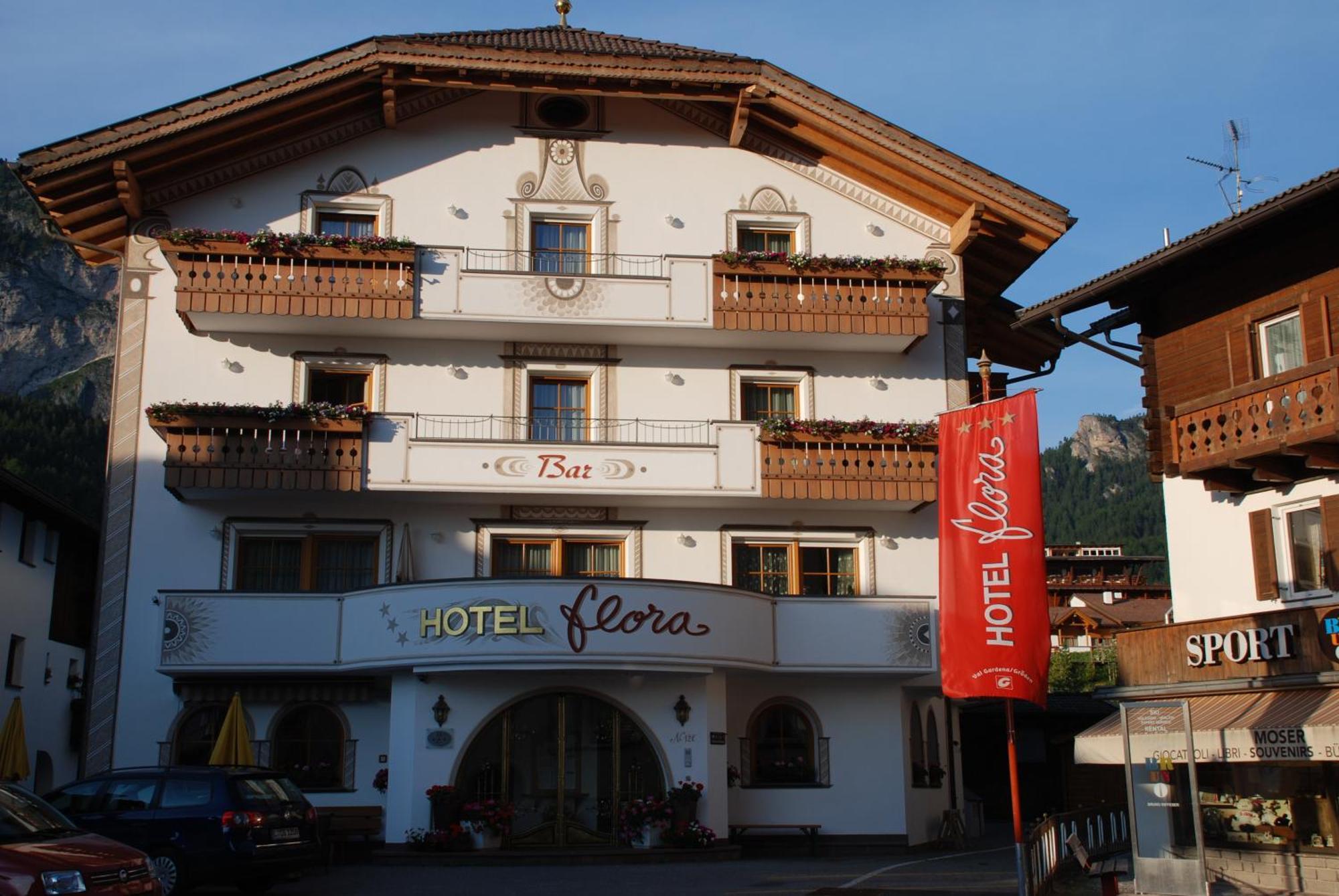 Flora Hotel 3*